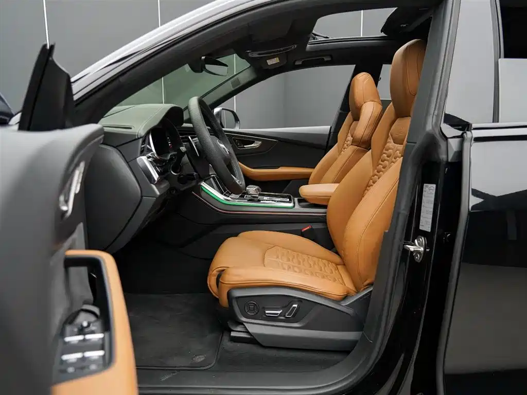 Audi RS Q8 RS Q8 4.0 T