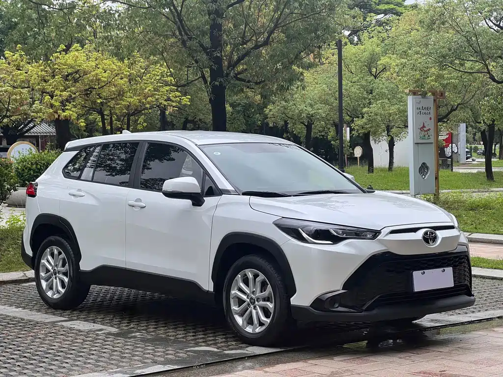 Frontlander 2.0 L CVT Elite plus
