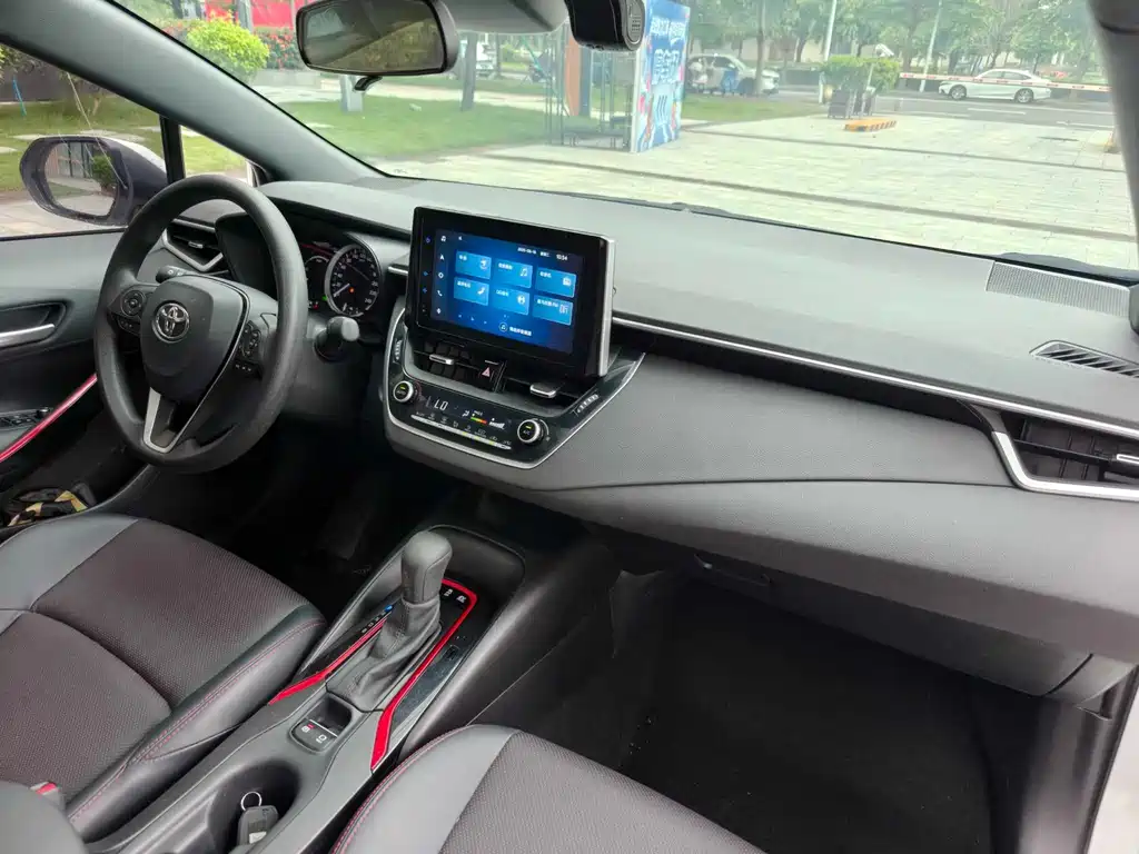 Levin Dual Engine 1.8 H E-CVT Sport