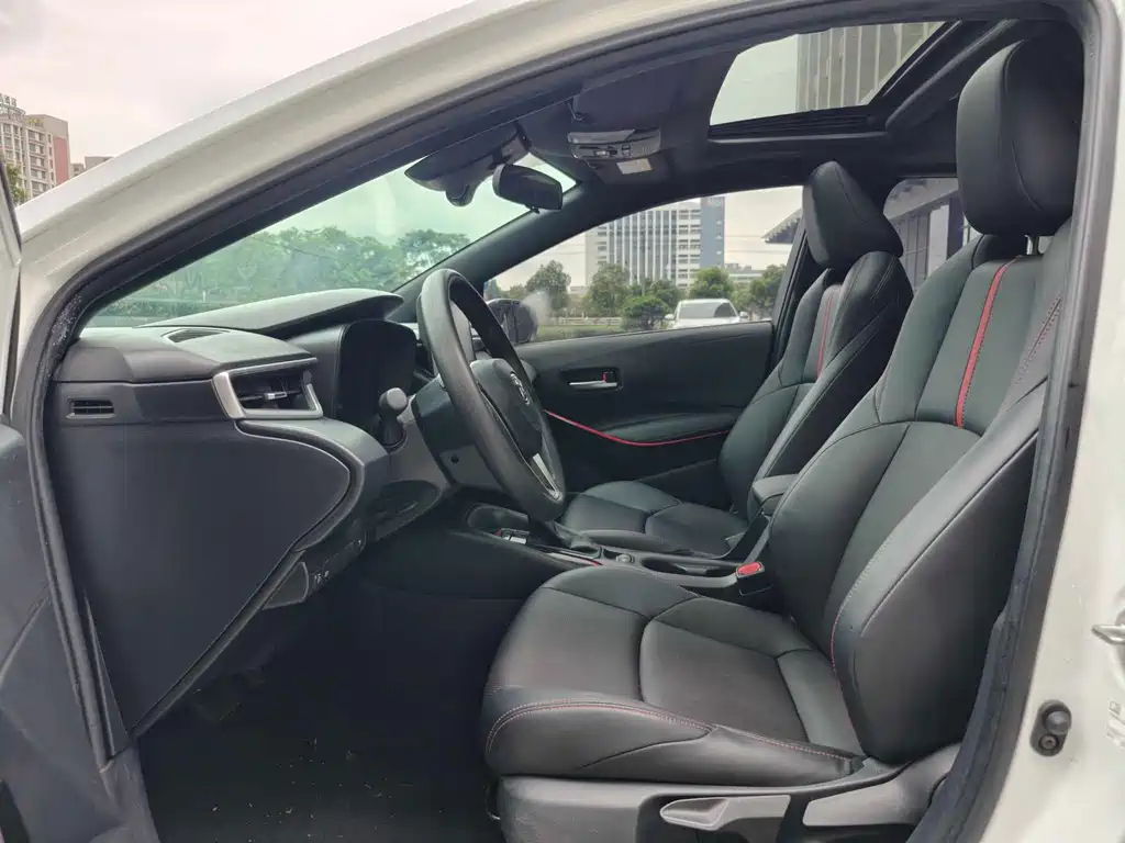 Levin Dual Engine 1.8 H E-CVT Sport