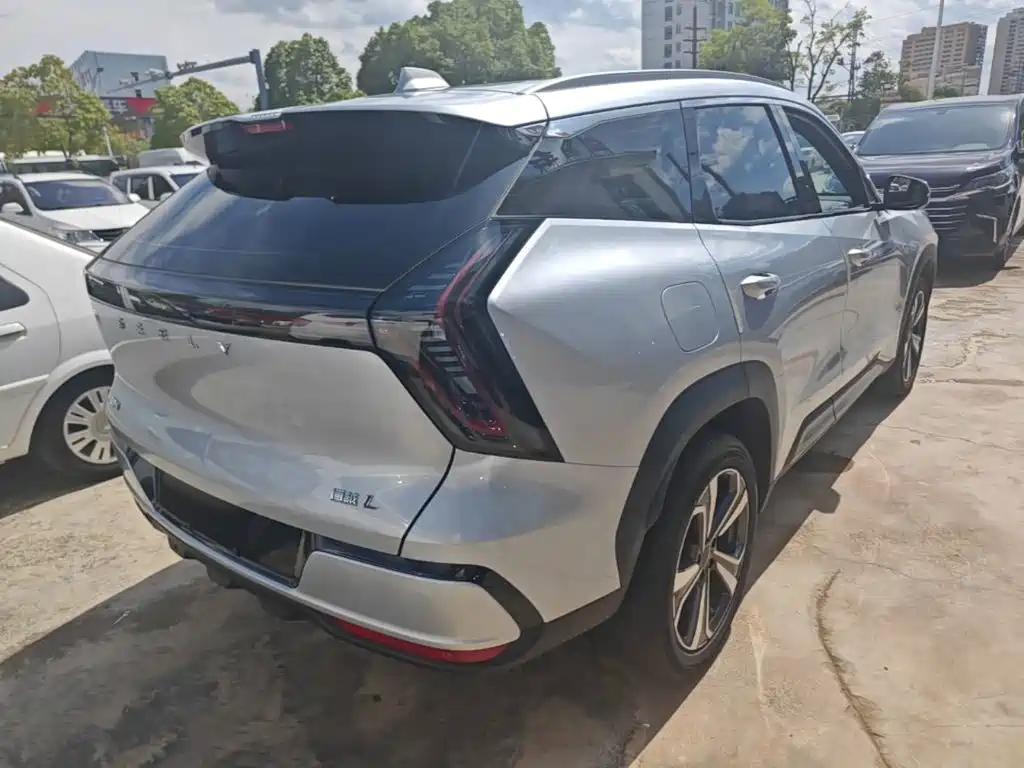 Boyue L 4 th Gen 1.5 TD DCT Mountains Rivers