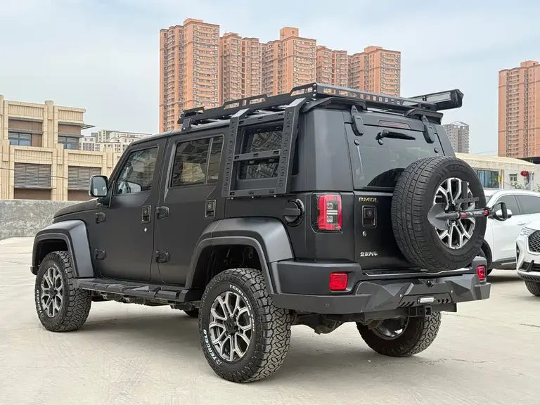 BAIC BJ40 PLUS 2.0 T Auto 4 WD City Hunter