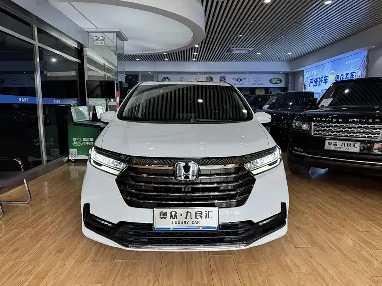 Honda Odyssey 2.0 L e:HEV Sharp· Supreme