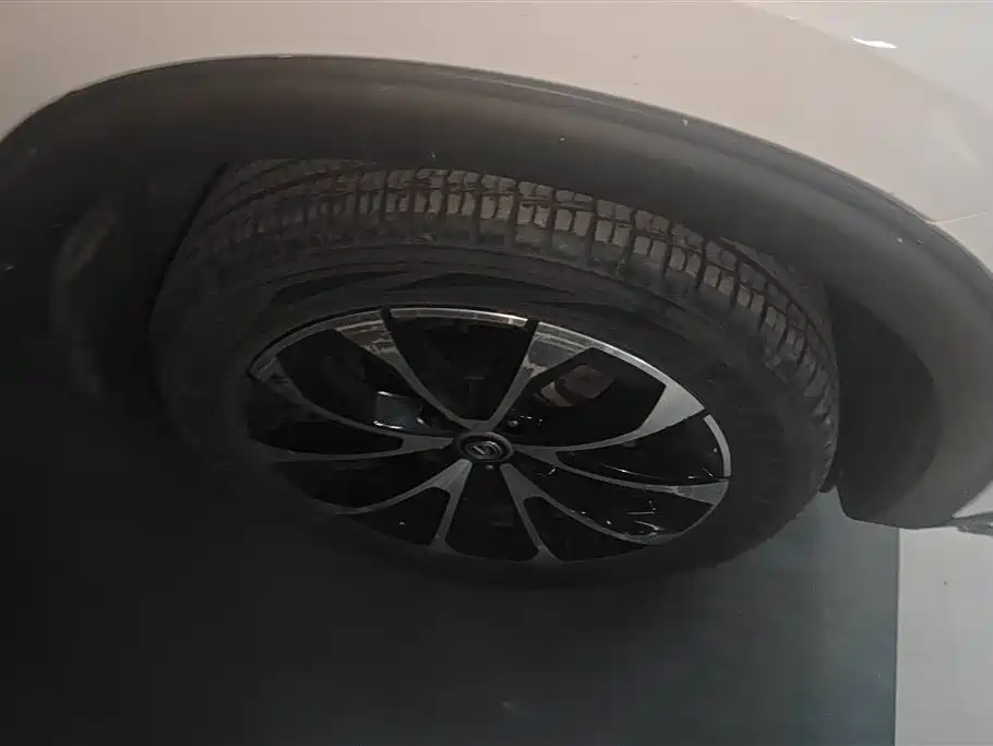 Changan CS85 Coupe 1.5 T DCT Motion CN-VI