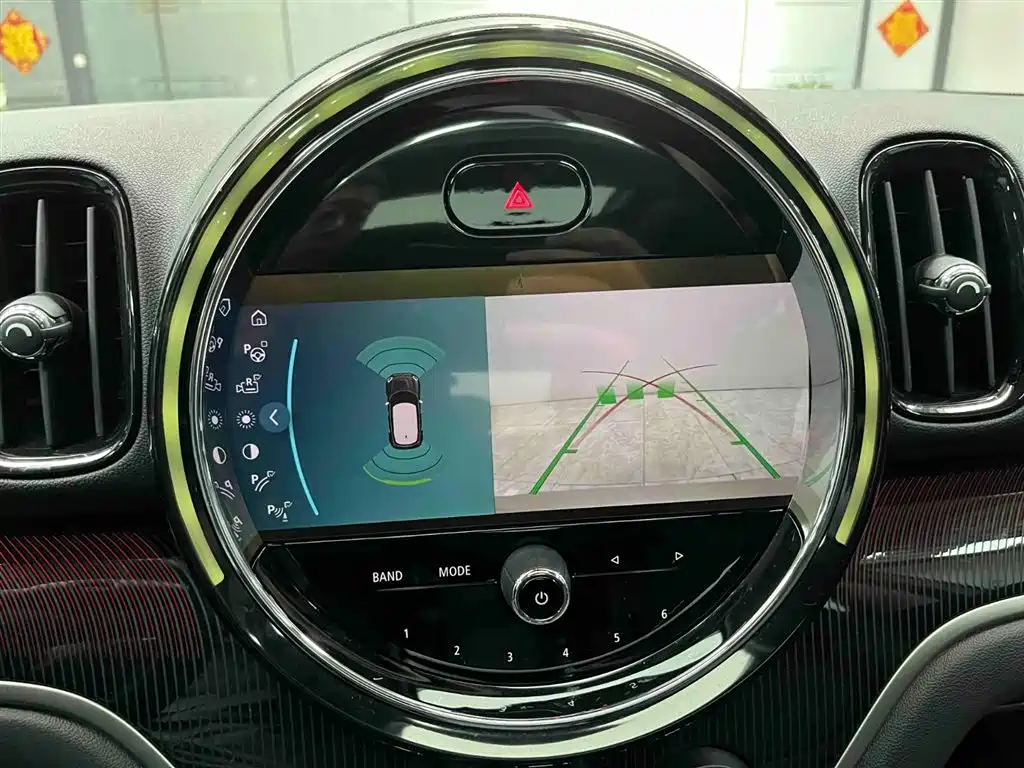 MINI COUNTRYMAN MINI COUNTRYMAN 2023款 1.5 T COOPER ALL4 鉴赏家