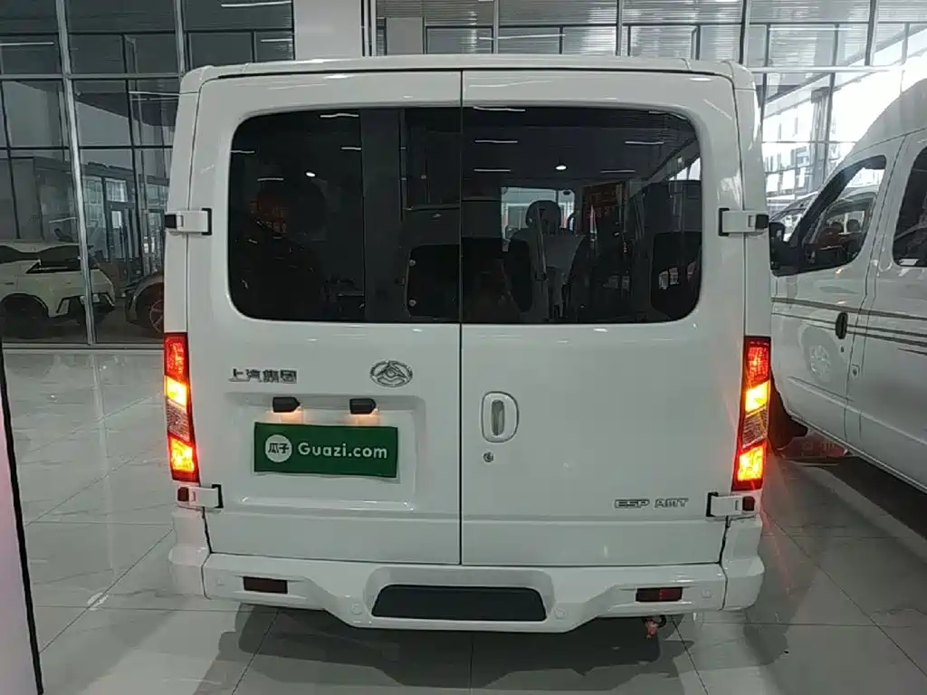 Xintu V80 新途V80 2019款 2.0 T Plus AMT傲运通短轴超低顶5/6座