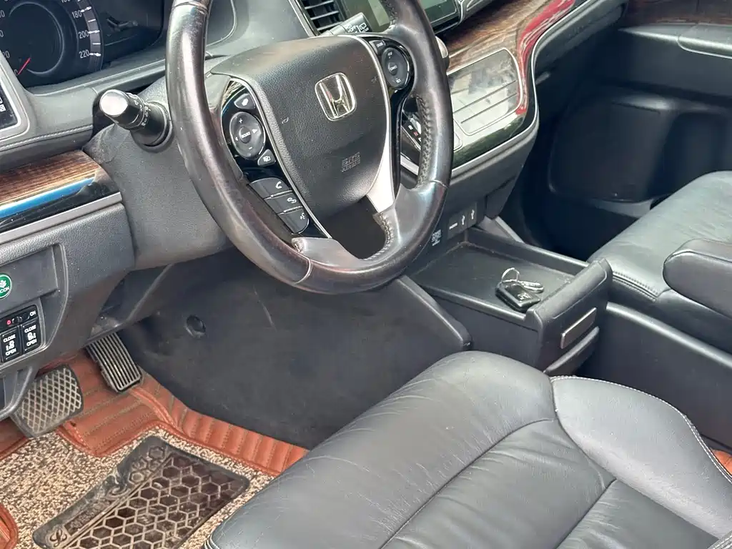 Odyssey Facelift 2.4 L Smart Enjoyment