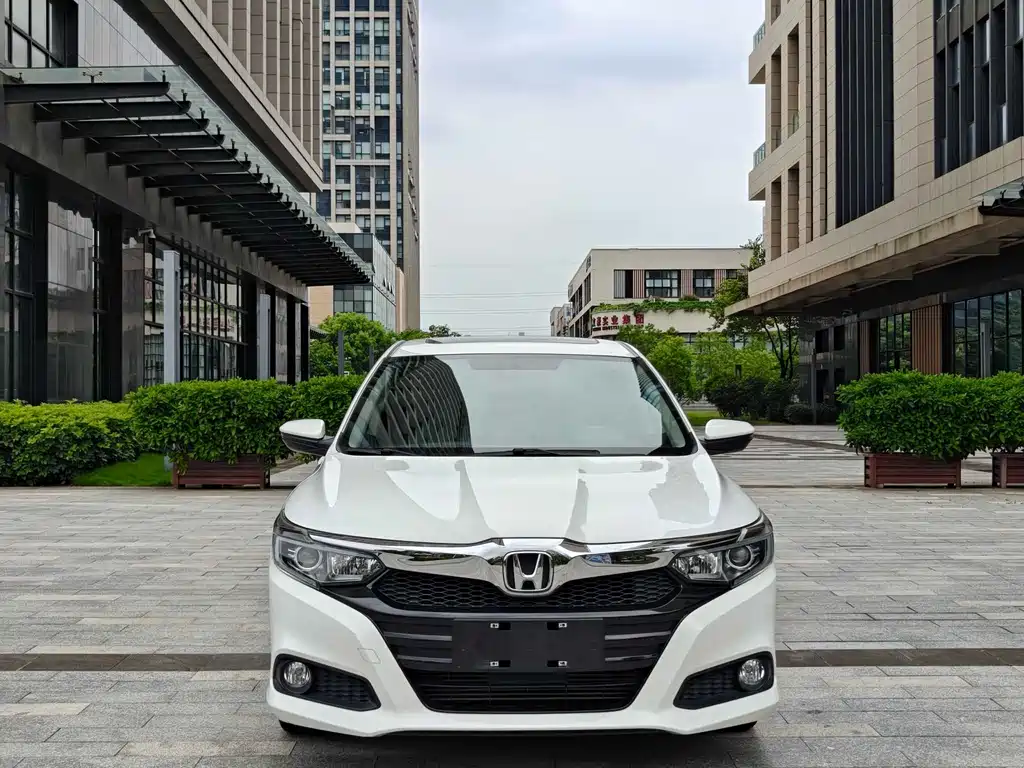 Crider 180 Turbo CVT Luxury CN-V