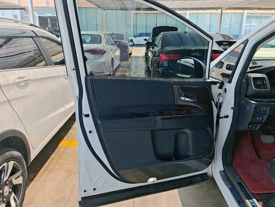 Odyssey 2.0 L Sharp· Smart Enjoyment