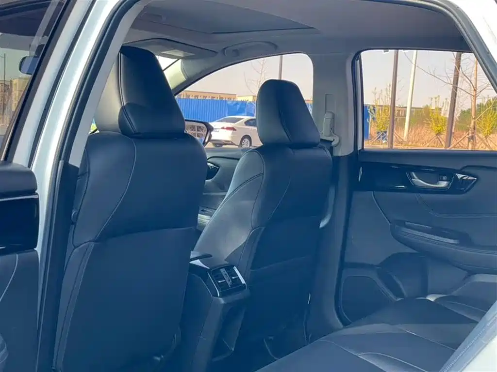 Crider 180 Turbo CVT Luxury CN-V