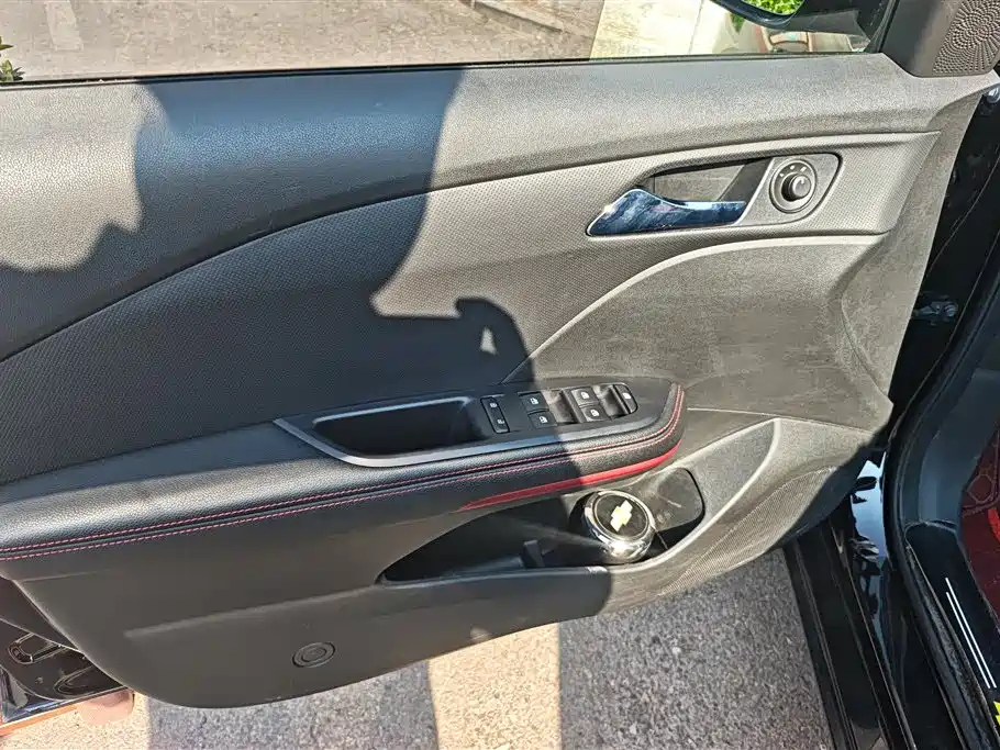 Monza Mild Hybrid RS 330 T Auto Smooth