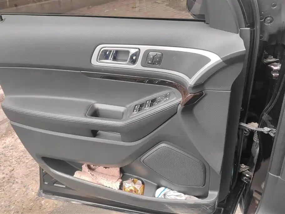 Explorer (Import) 3.5 L Premium