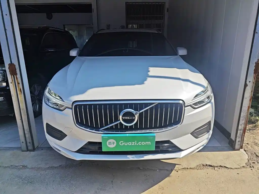 Volvo XC60 T5 4 WD Smart Ease CN-V