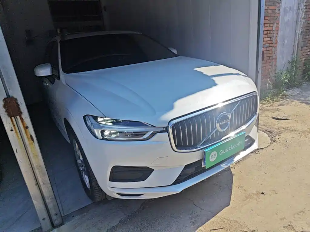 Volvo XC60 T5 4 WD Smart Ease CN-V