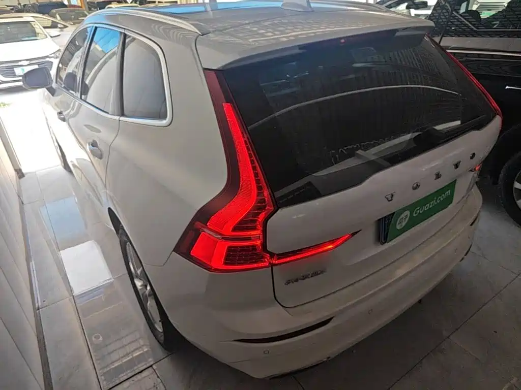 Volvo XC60 T5 4 WD Smart Ease CN-V