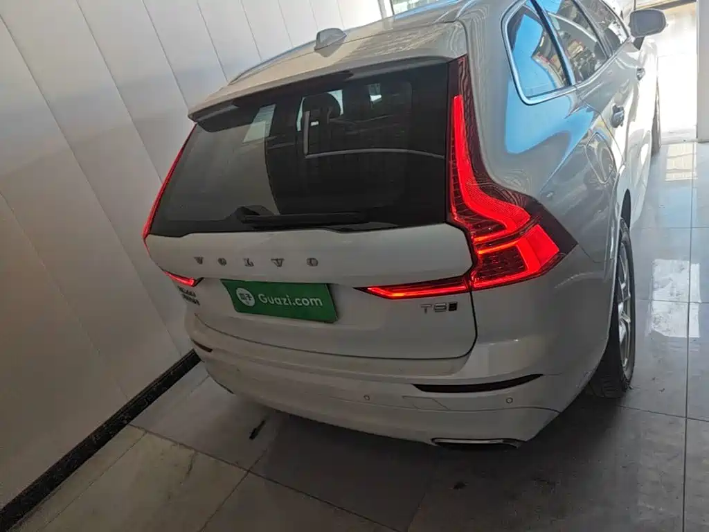 Volvo XC60 T5 4 WD Smart Ease CN-V