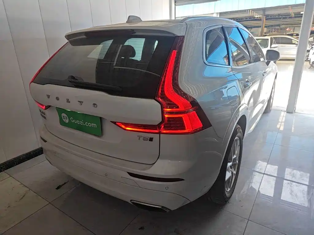 Volvo XC60 T5 4 WD Smart Ease CN-V