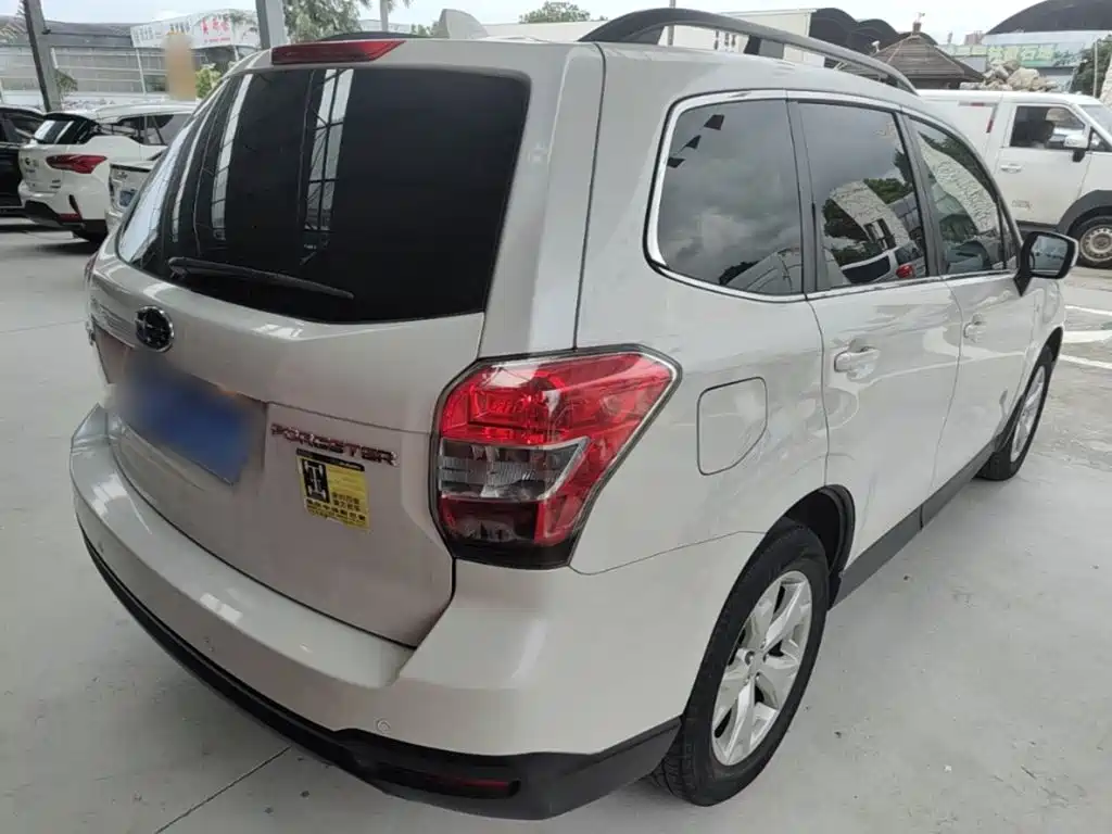 Forester 2.5 i Auto Elite