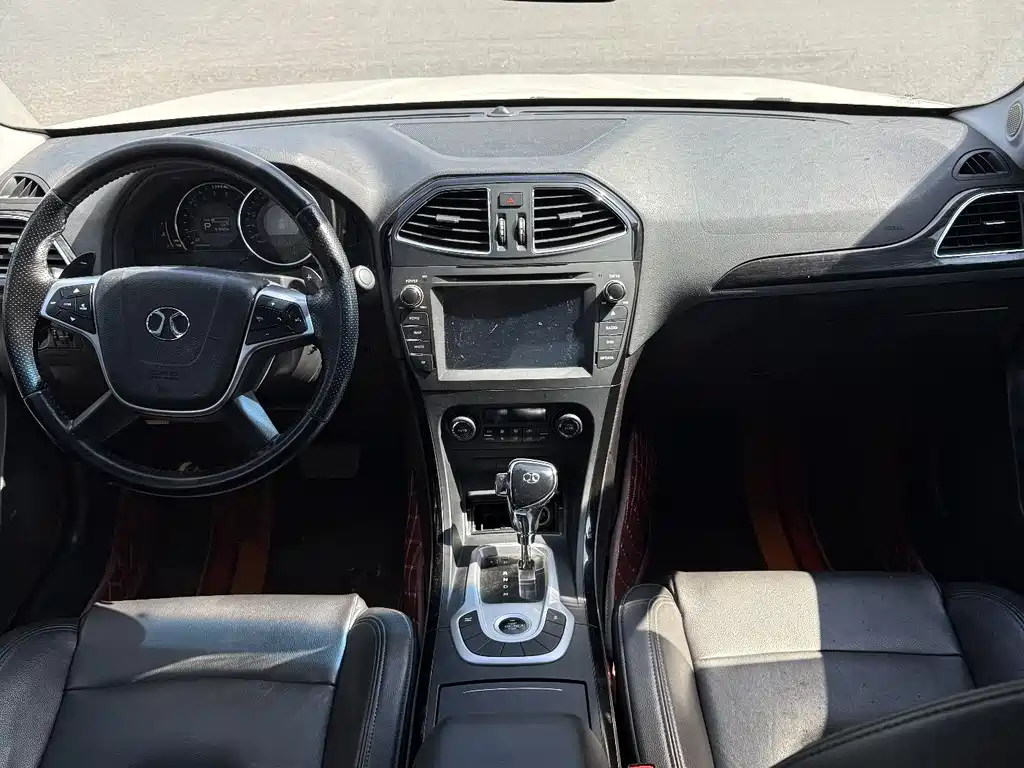 Senova D70 Performance 1.8 T Premium