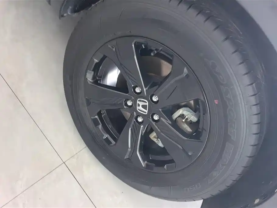 Breeze 240 TURBO CVT 2 WD Elite