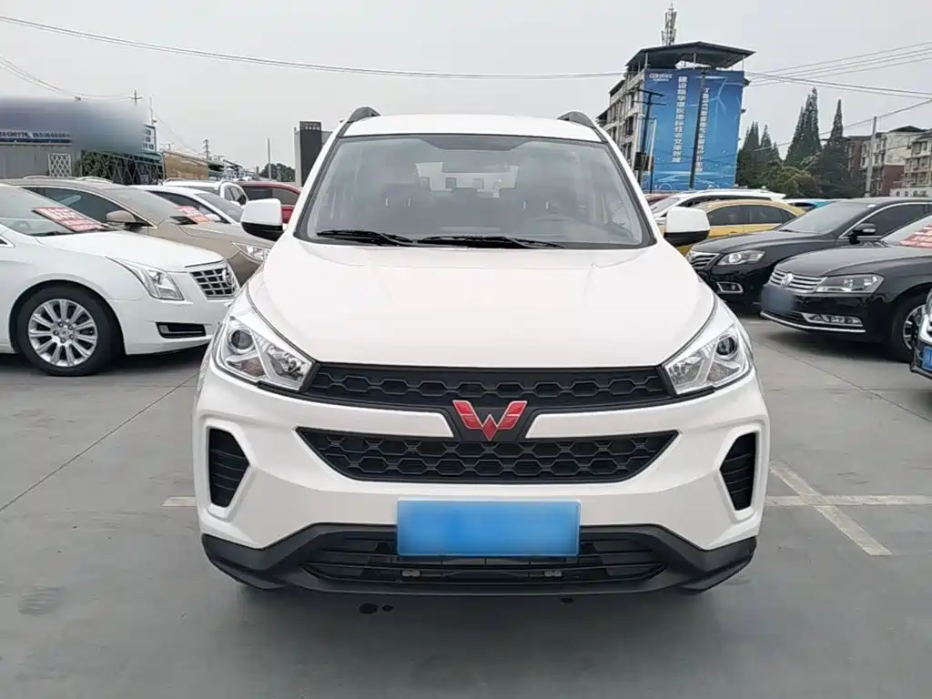 Wuling Hongguang S3 1.5 L Manual Standard CN-VI