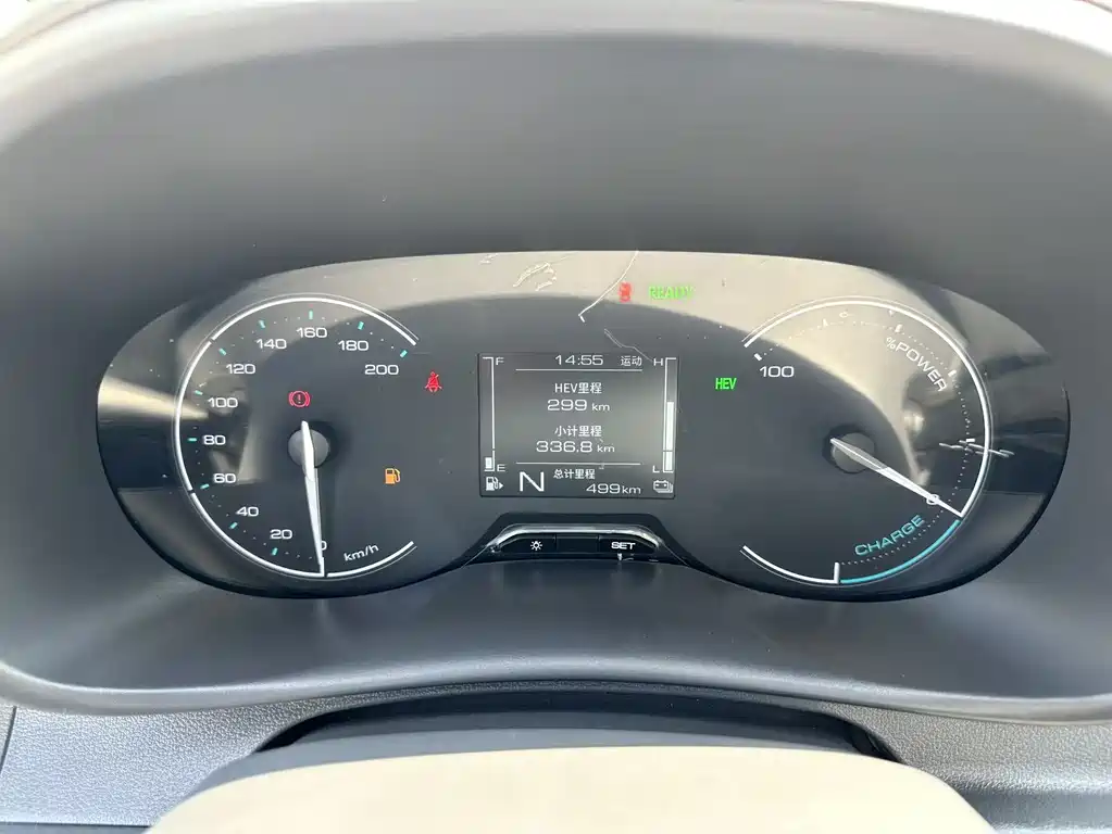 Wuling Hongguang 五菱宏光 2025款 1.5 L 舒适型 7座