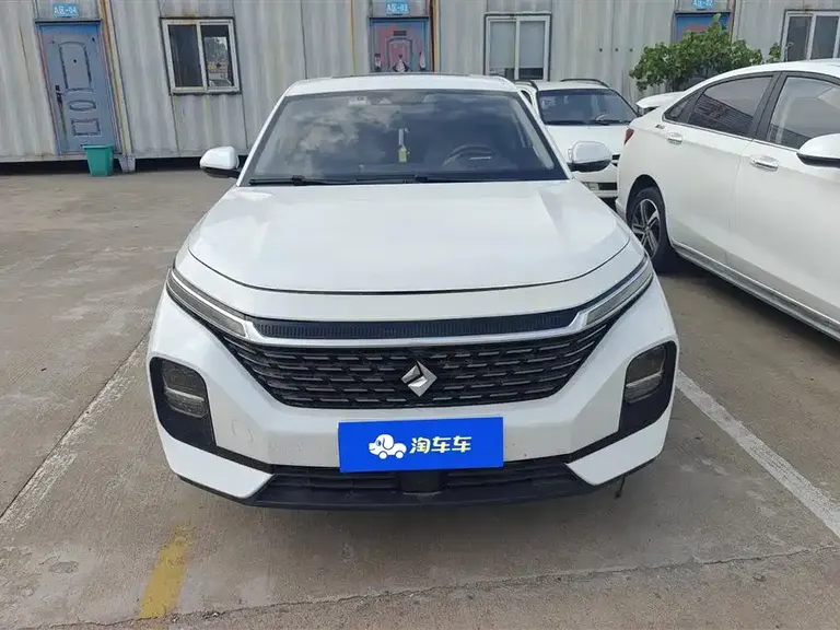 Baojun RC-5 1.5 T CVT Smart Shine Premium