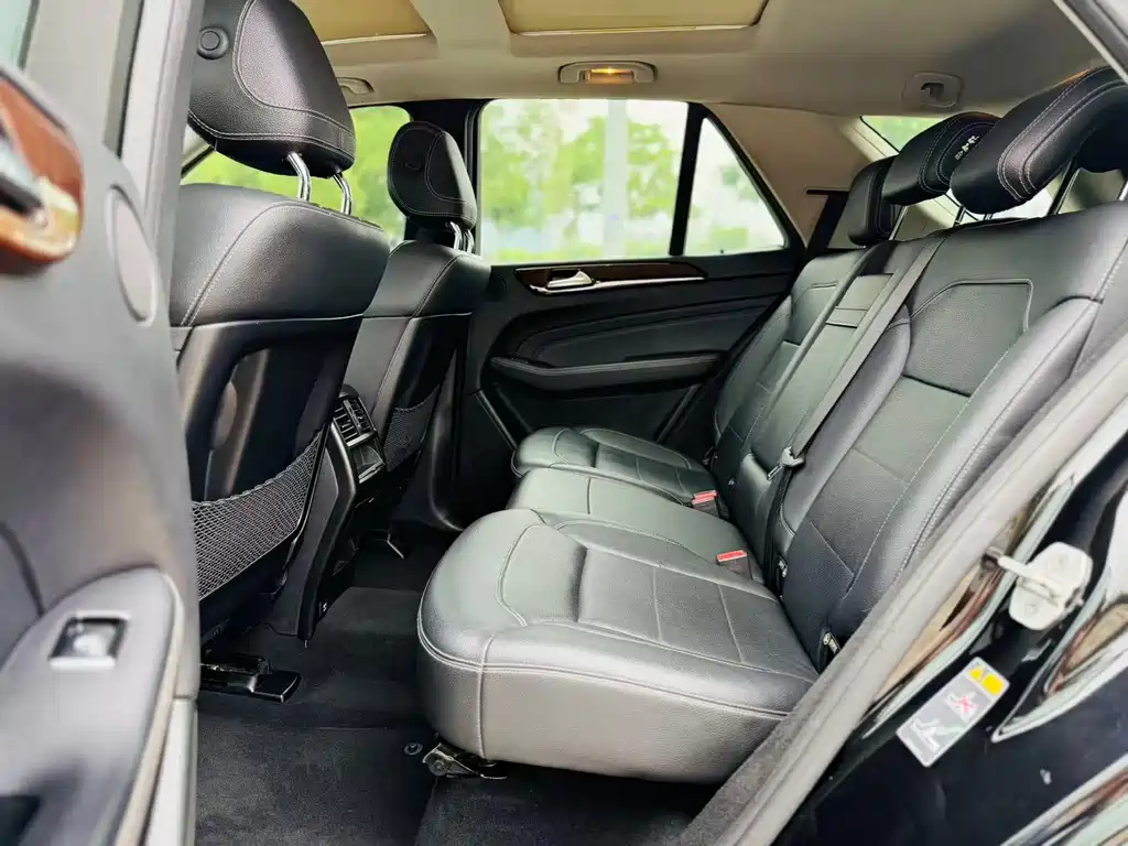 Mercedes-Benz M-Class ML 400 4 MATIC Dynamic