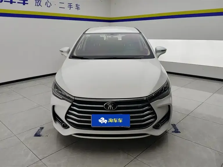 BYD Song MAX 1.5 T Auto Connected Luxury 7-seat