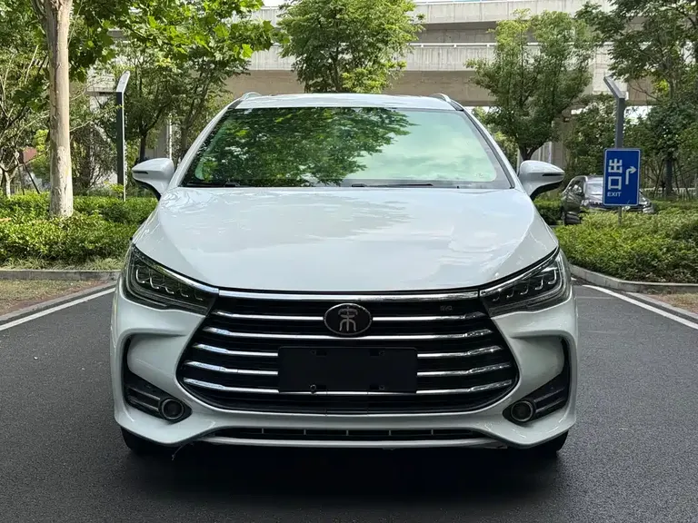 BYD Song MAX 1.5 T Auto Connected Wise Progress 7-seat CN-V