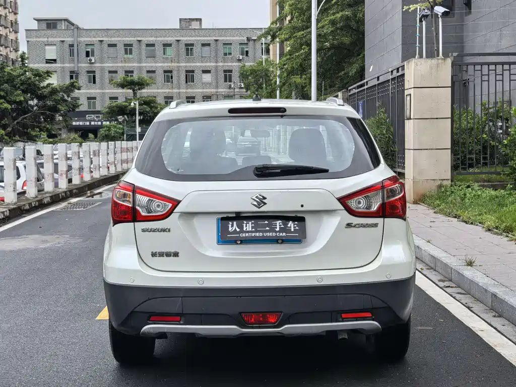S-Cross 1.6 L CVT 2 WD Elite