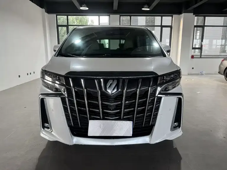Toyota Alphard 3.5 L Luxury