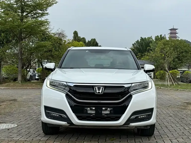 Honda UR-V 370 TURBO 4 WD Premium CN-V