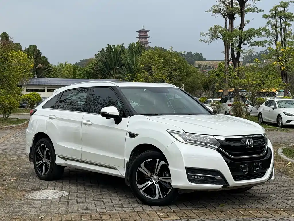 Honda UR-V 370 TURBO 4 WD Premium CN-V