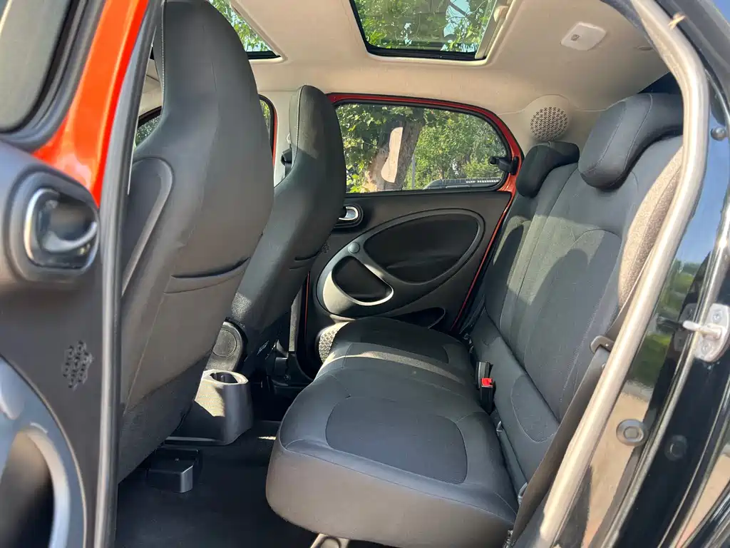 smart forfour 1.0 L 52 kW Passion