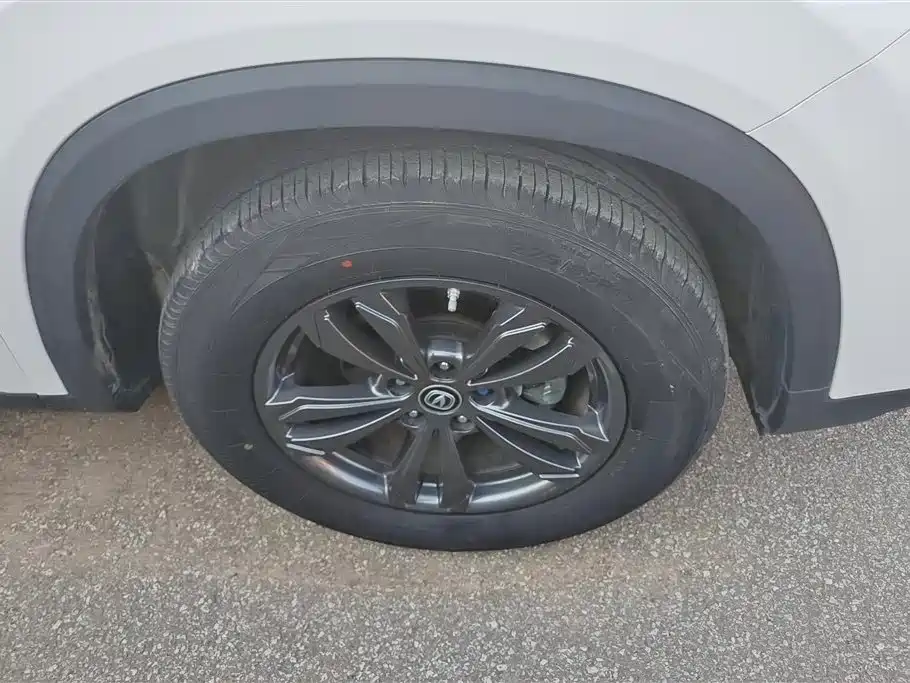 Changan CS75 PLUS 1.5 T Auto Elite