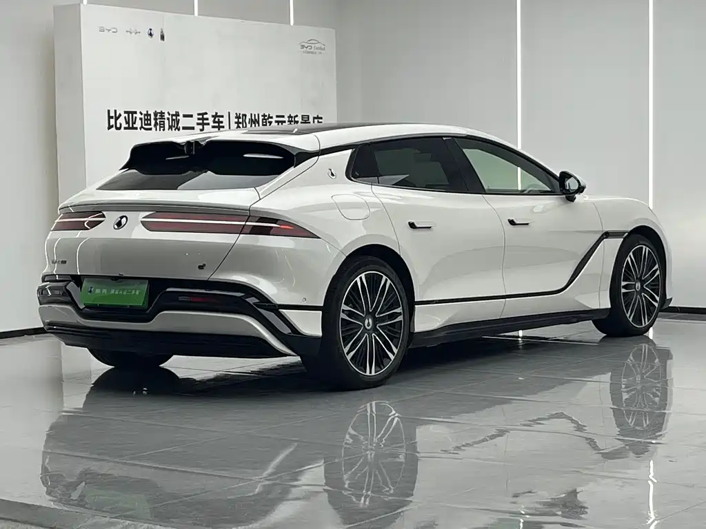 Denza Z9 GT 腾势Z9 GT 2024款 1100四驱Ultra首发版