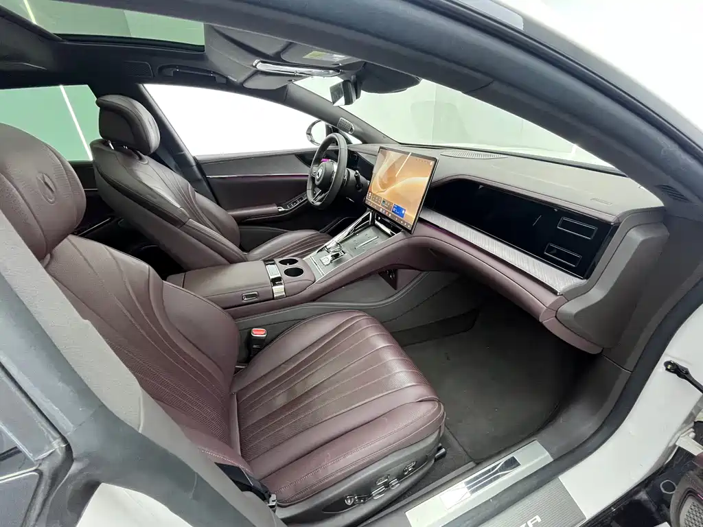 Denza Z9 GT 腾势Z9 GT 2024款 1100四驱Ultra首发版