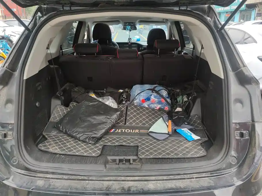 Jetour X90 1.5 T Manual 7-seat