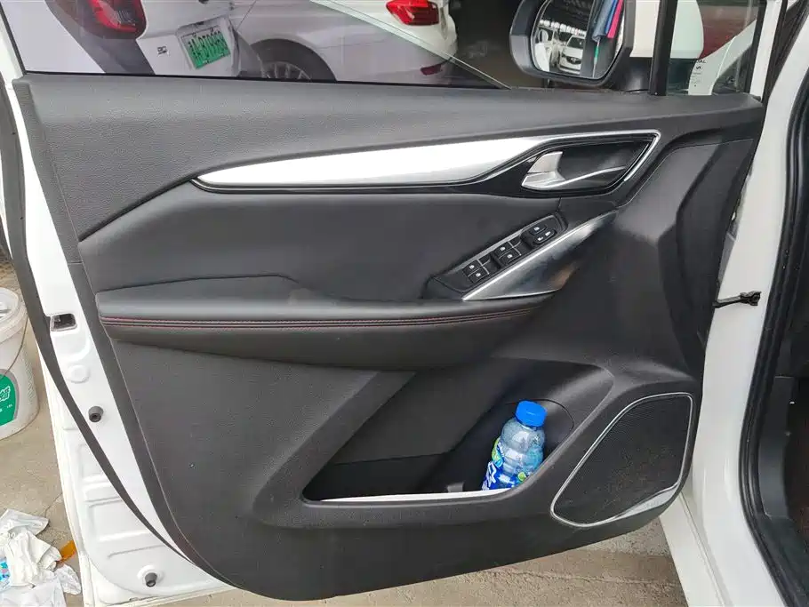 瑞风R3 瑞风R3 2018款 1.6 L 手动豪华智能型