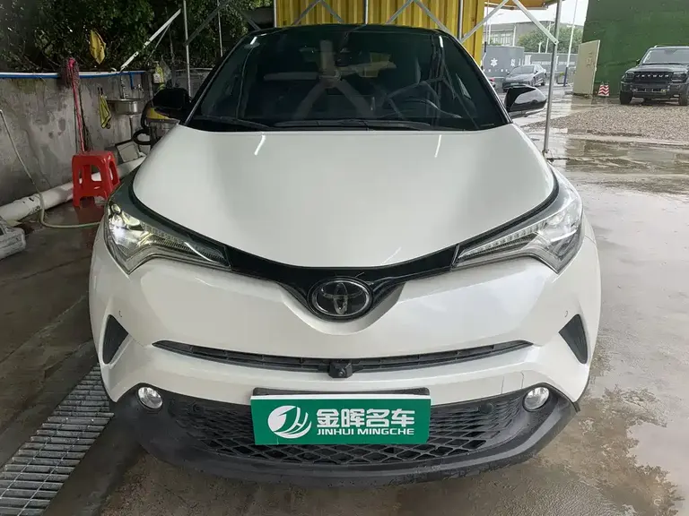 Toyota C-HR 2.0 L Luxury CN-V