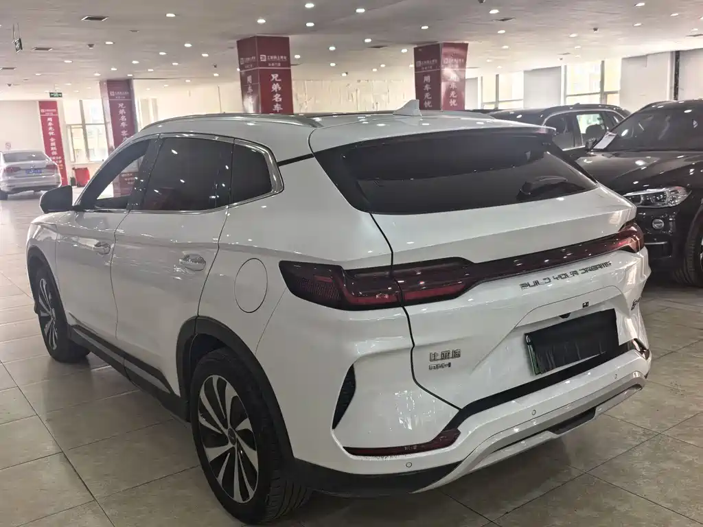 Song PLUS NEV Glory DM-i 110 km Flagship PLUS