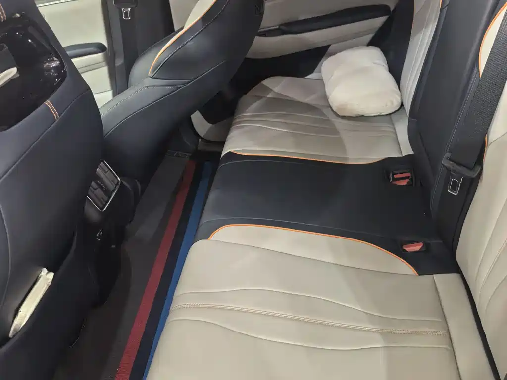 Song PLUS NEV Glory DM-i 110 km Flagship PLUS