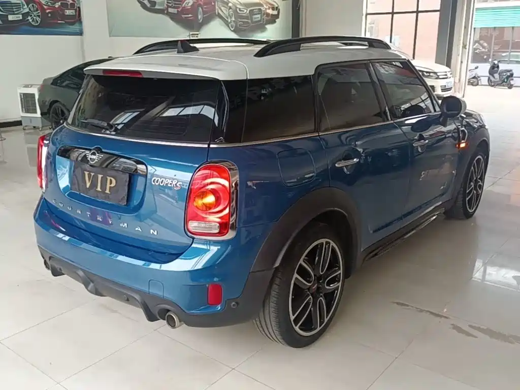 MINI COUNTRYMAN 2.0 T COOPER S ALL4 Racer