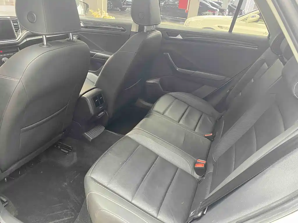 T-ROC 280 TSI DSG 2 WD Comfort Connected