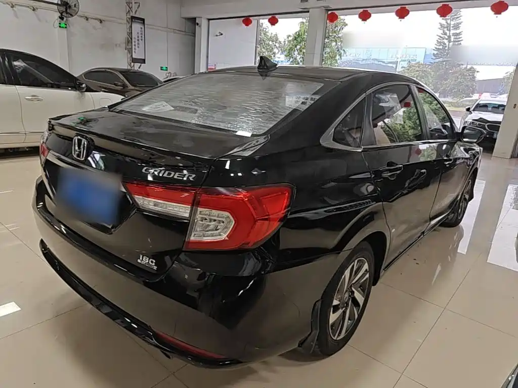 Crider 180 Turbo CVT Comfort CN-V