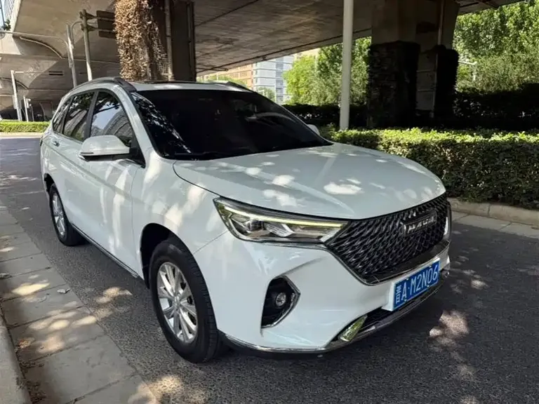 Haval M6 PLUS 1.5 T DCT Luxury Connected