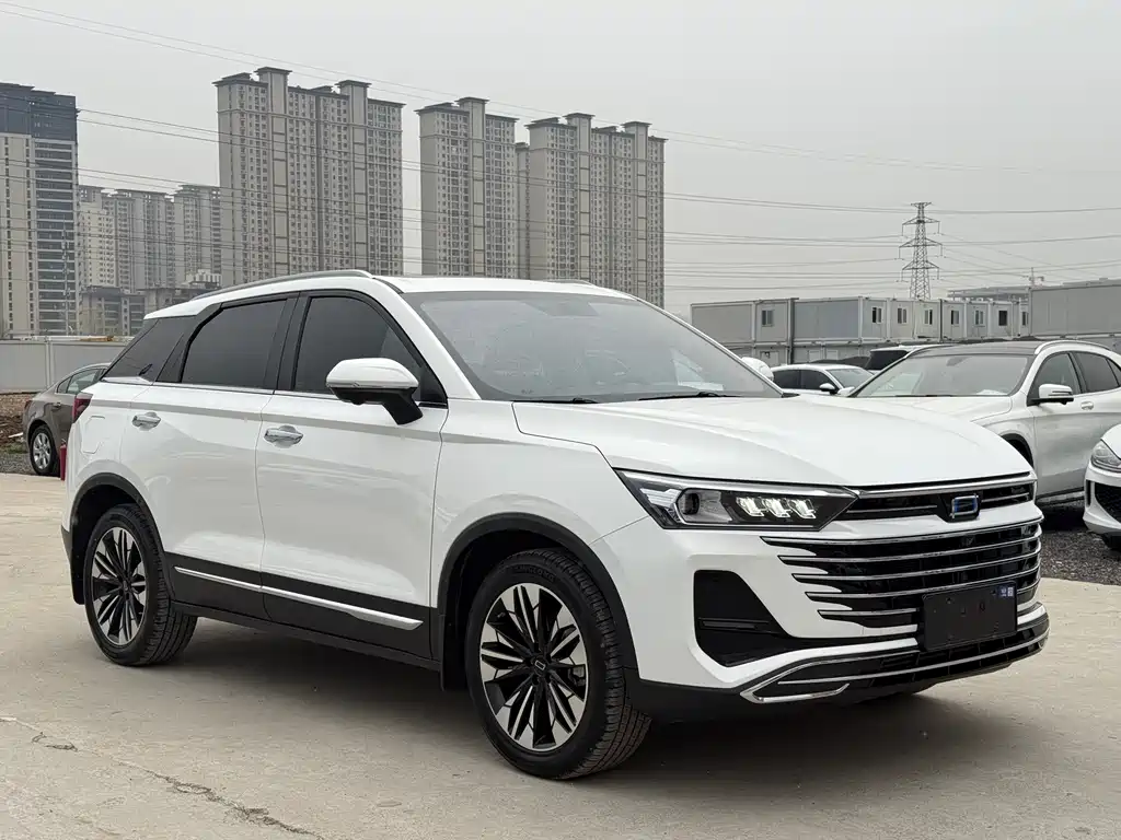 Besturn T77 1.5 T Auto Luxury