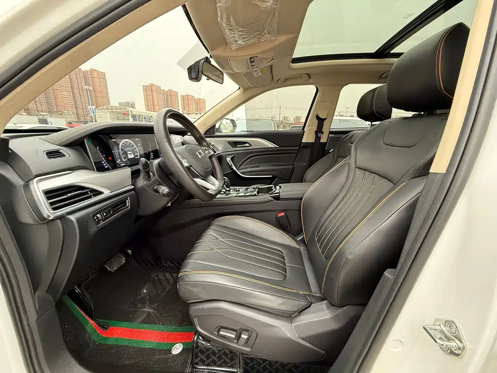 Besturn T77 1.5 T Auto Luxury