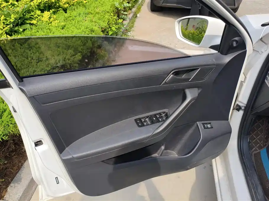 Jetta 1.6 L Auto Fashion